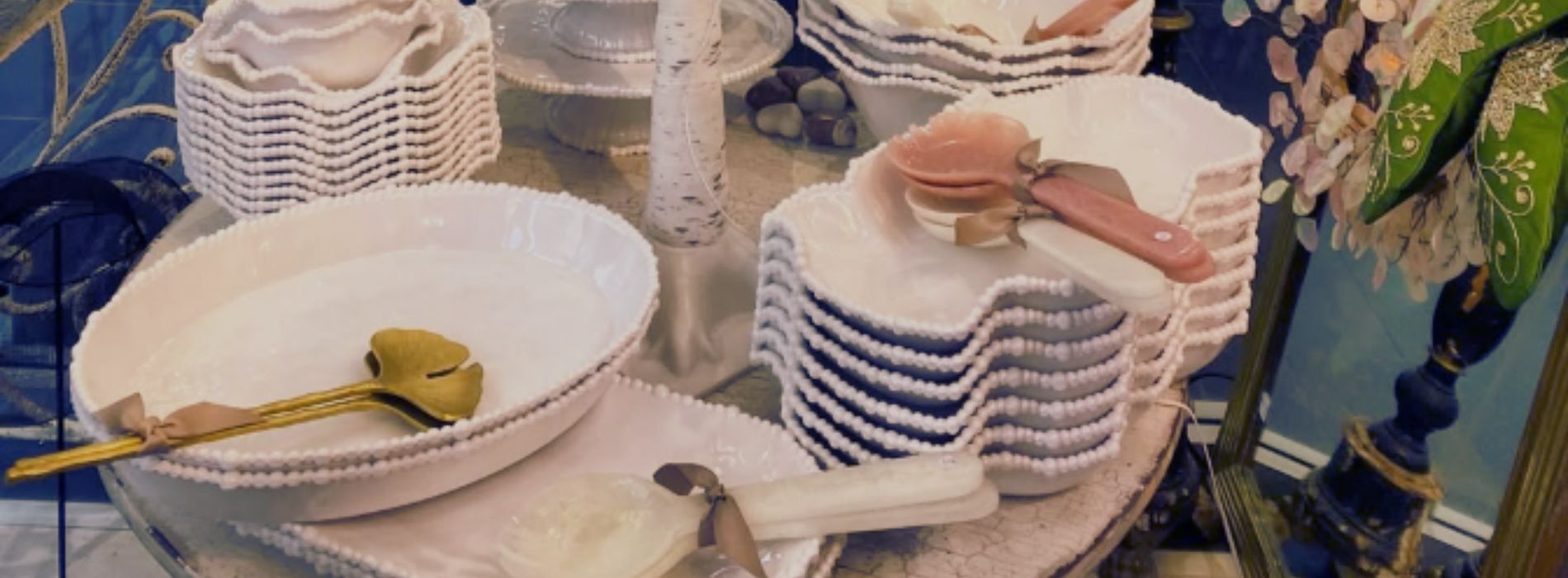 Christmas hosting large